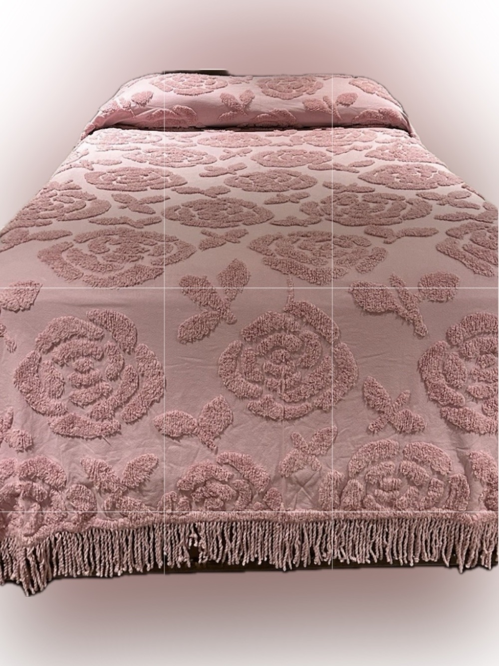 Vintage Mid Century Pink Roses Chenille Fringe Bedspread Full Double 89 x 102